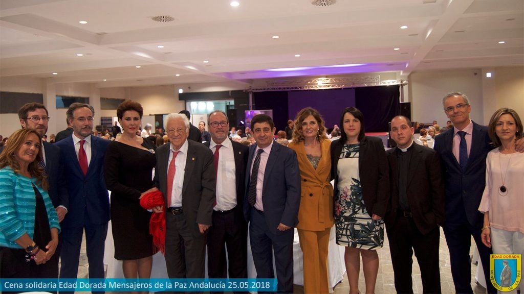 Inicio de la VIII cena-gala solidaria Edad Dorada en Jaén