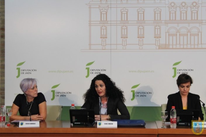 Mesa redonda: mujer e igualdad. X aniversario Residencia Altos de Jontoya