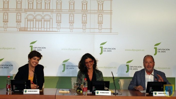Mesa redonda: mujer e igualdad. X aniversario Residencia Altos de Jontoya