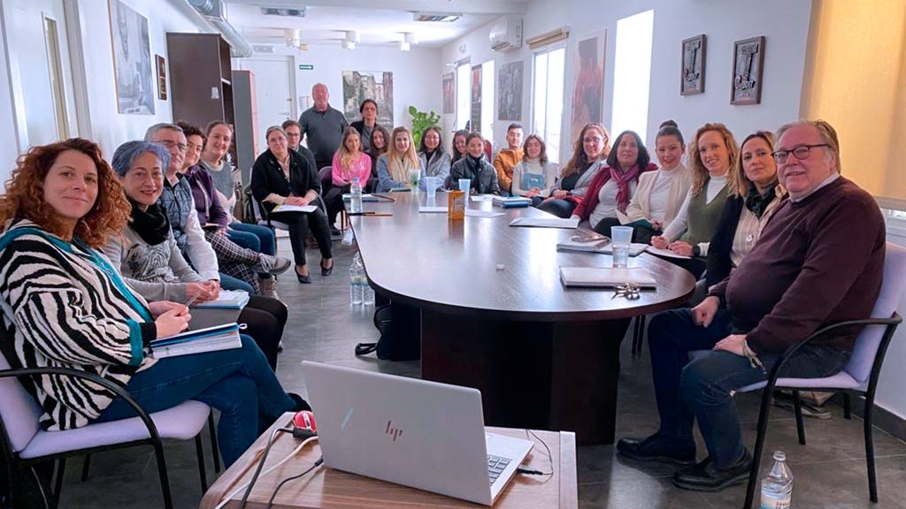 Charla formativa en la sede de Edad Dorada Andalucía
